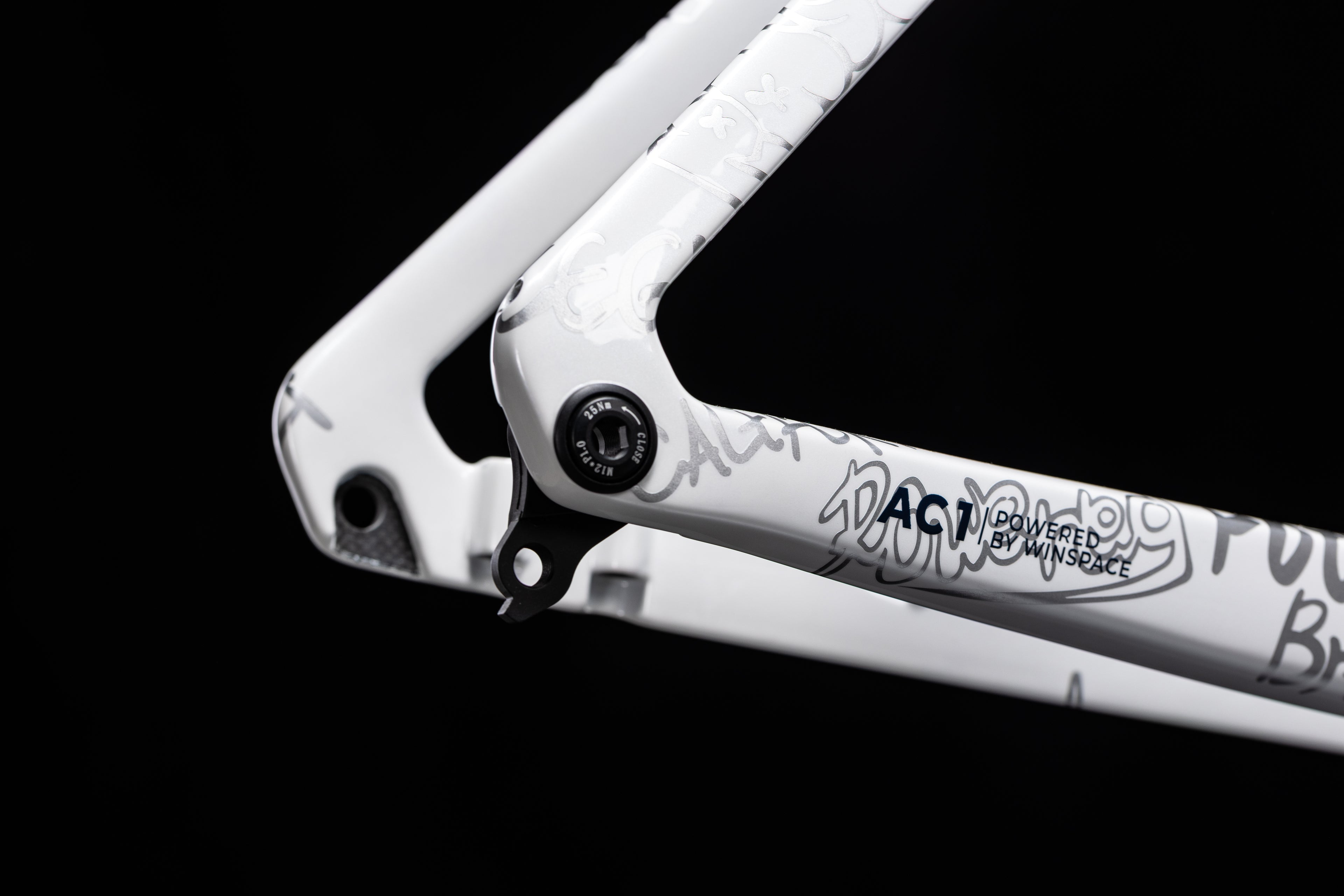 LEGiT AC1 Road Bike